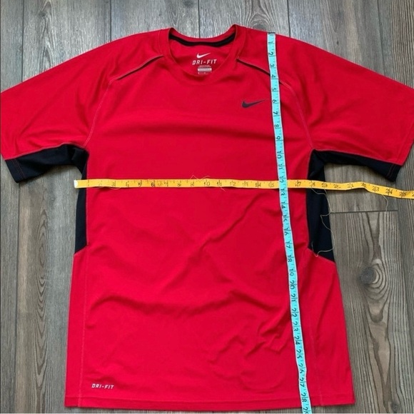 Nike Red and Black Sports Tee - Picture 2 of 4